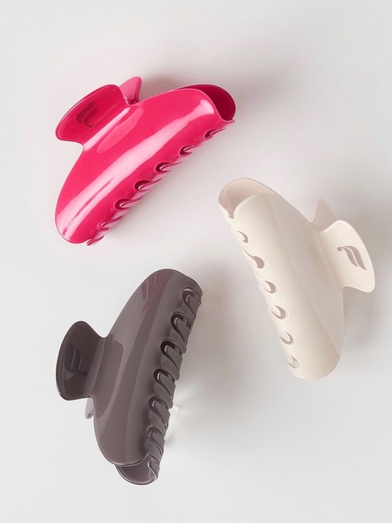 Fabletics Accessories - Fabletics The Claw Clip 3- Piece Pack: Pink , Taupe, Cream